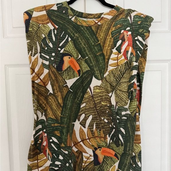 FARM Rio Multicolor Leaf Pattern Top - Picture 1 of 4